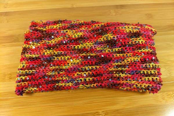 Beaded Holiday Clutch photo 5
